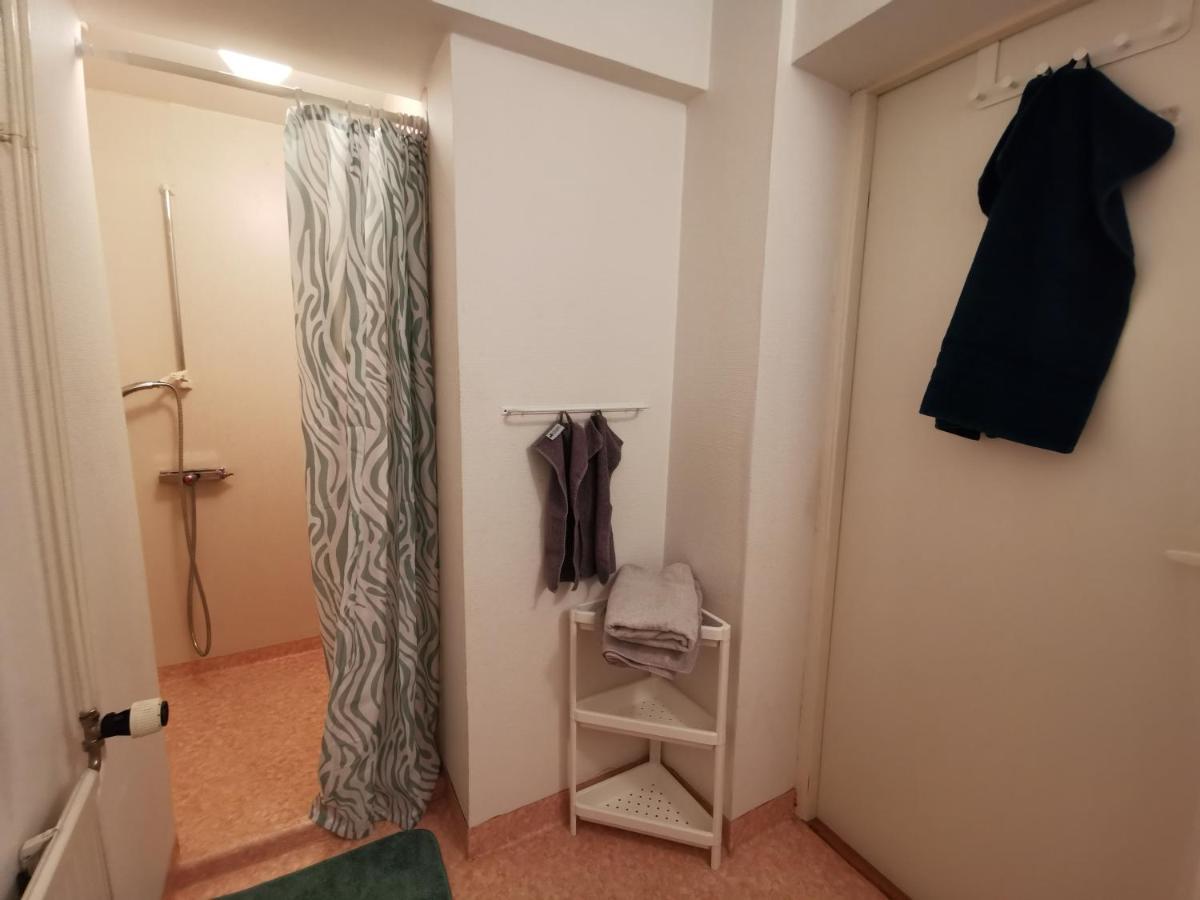 Gamla Skolan Rum & Oevernattning I Spjutstorp Apartment Exterior photo