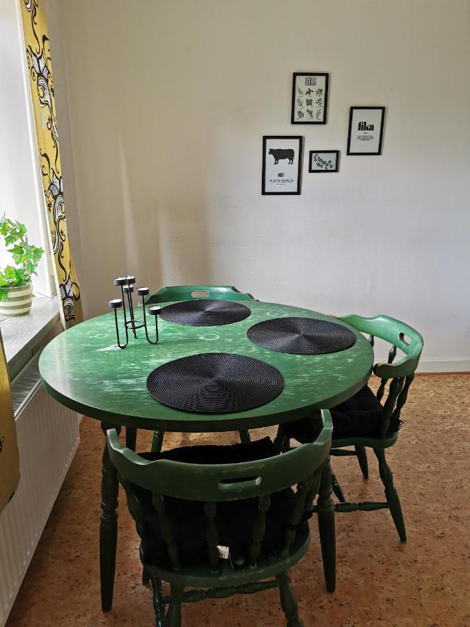 Gamla Skolan Rum & Oevernattning I Spjutstorp Apartment Exterior photo