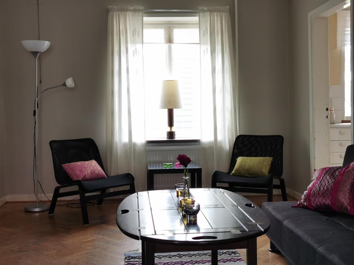 Gamla Skolan Rum & Oevernattning I Spjutstorp Apartment Exterior photo